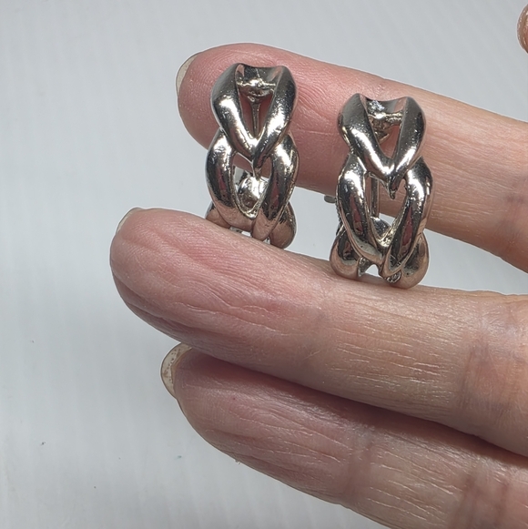 Elegant Silver toned braided Chunky Hoop clip on screw back Earrings - Picture 7 of 9